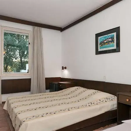 Maistra Select Koversada Naturist 4*